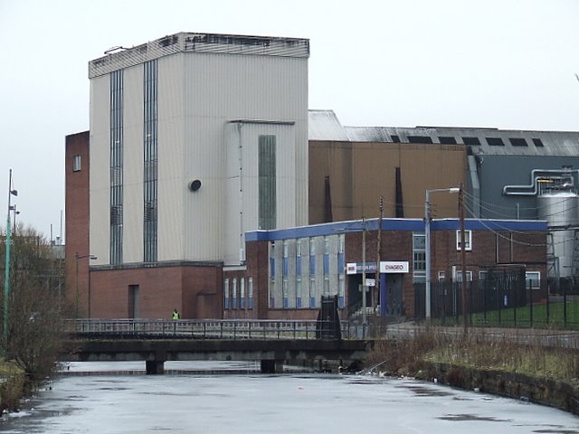 port_dundas_distillery_-_geograph-org-uk_-_1171459